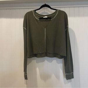 BP Army Green Ribbed V Neck Long Sleeve Crop Top With White Stitching